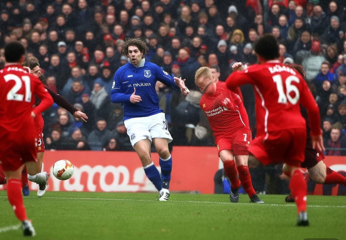 2019利物浦vs埃弗顿德比：战术对决与激情瞬间解析(图3)